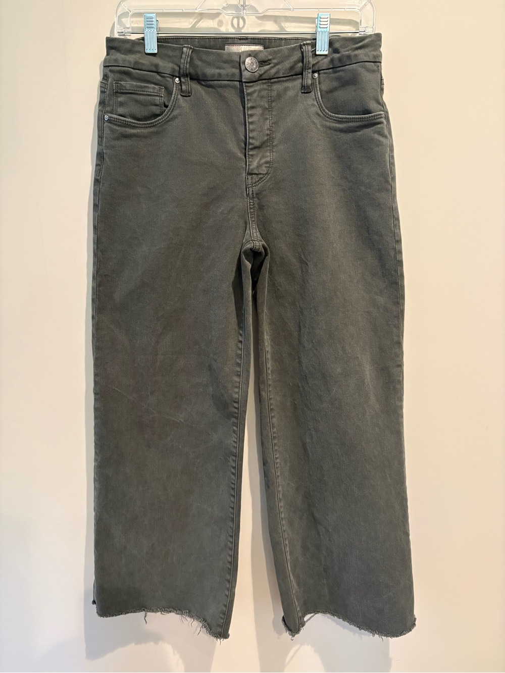 Kut from the Kloth Black Raw Hem Jeans Size 4